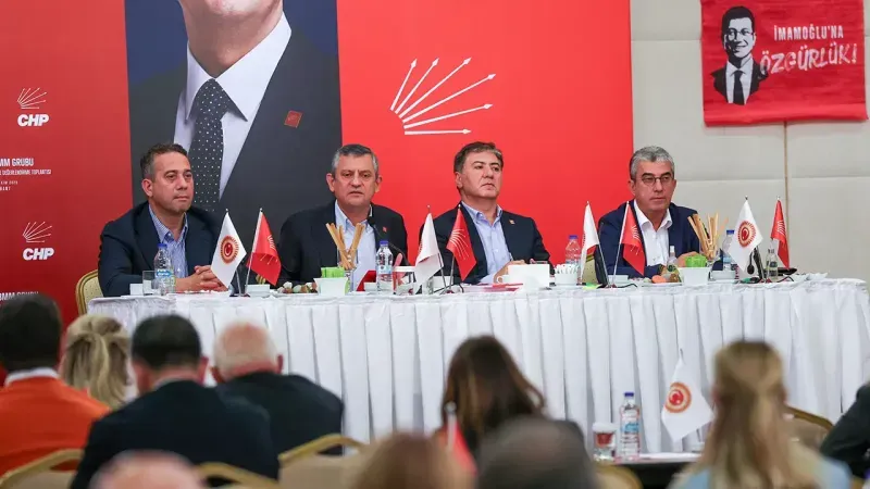 Kılıçdaroğlu'na yakın isimler CHP kampında yok: İzmir’den 2 vekil katılmadı