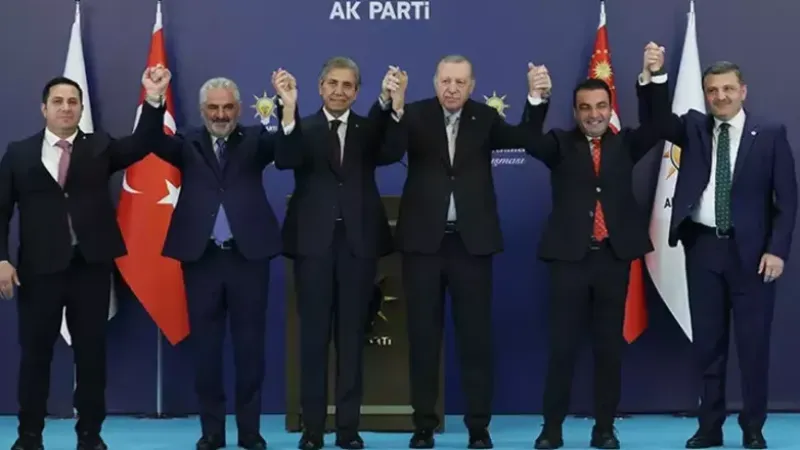 7 Belediye Başkanı Daha AK Parti’ye Katıldı