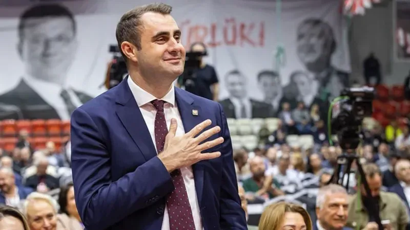 CHP İzmir'de Çağatay Güç güç dönemi başlıyor