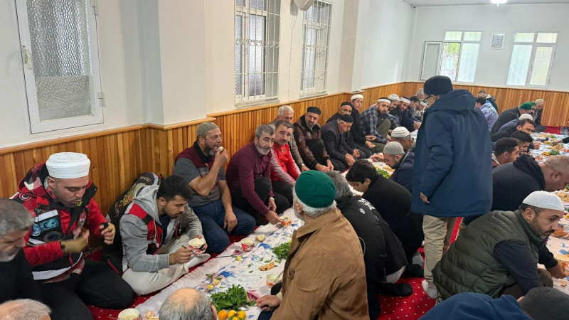 AK Parti Konak İlçe Başkanı Başdaş’ın Kardeşi Rahmetle Anıldı