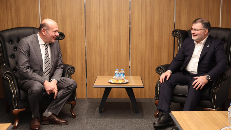 AK Parti İzmir İl Başkanı Bilal Saygılı’dan Esnaf Kooperatifi Başkanı Erdem Hünü’ye ziyaret