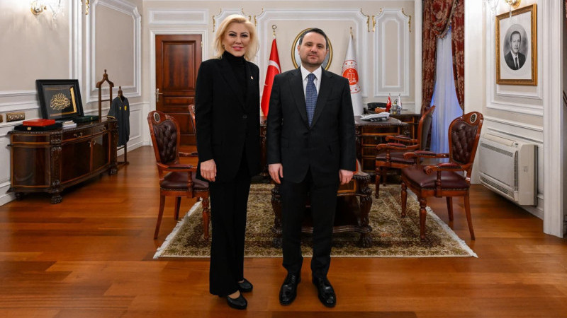 AK Partili Şebnem Bursalı'dan Adalet Bakanı Akın Gürlek’e hayırlı olsun ziyareti