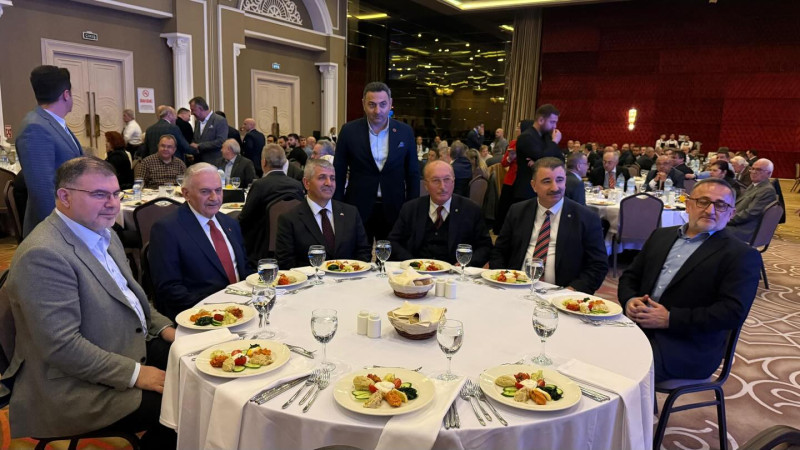 Binali Yıldırım, Bilal Saygılı ve Mehmet Sait Başdaş 164. Gönül Sofrasında Bir Araya Geldi