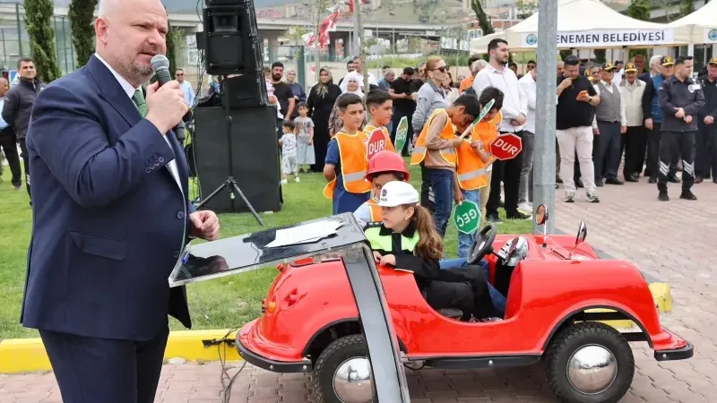 Aydın Pehlivan’dan Çocuklara Örnek Proje
