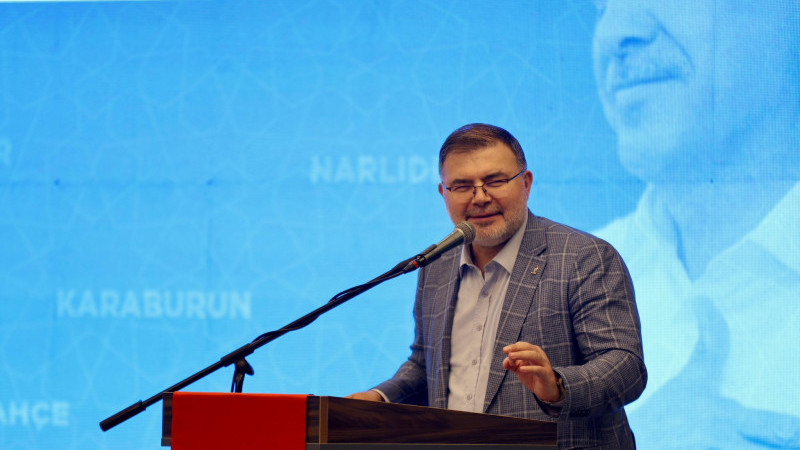 AK Partili Saygılı: İzmir'i yönetenlerin gündeminde koltuk kavgaları var