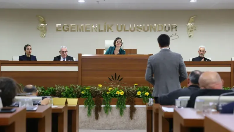 Karabağlar Meclisi’nde Çöp ve İmar Tartışması