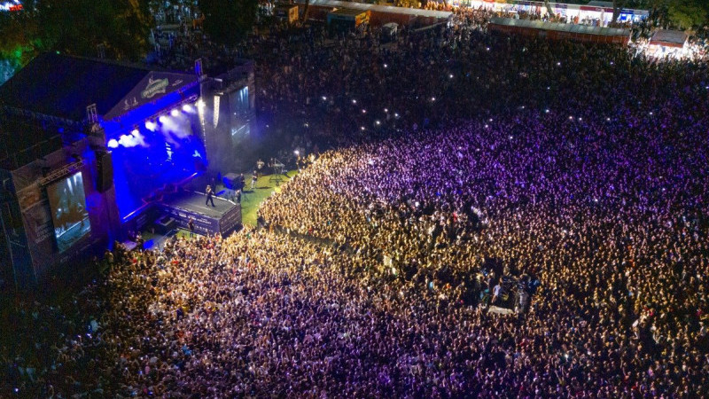İEF Çim Konserleri'nin ilk sanatçıları açıklandı